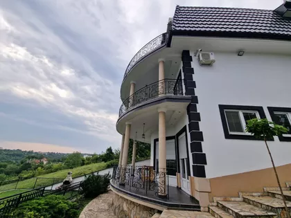 Popovica | 4zida.rs
