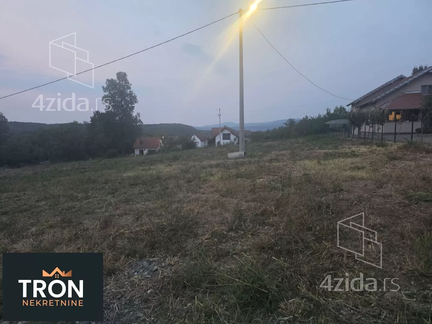 Građevinsko zemljište | 4zida