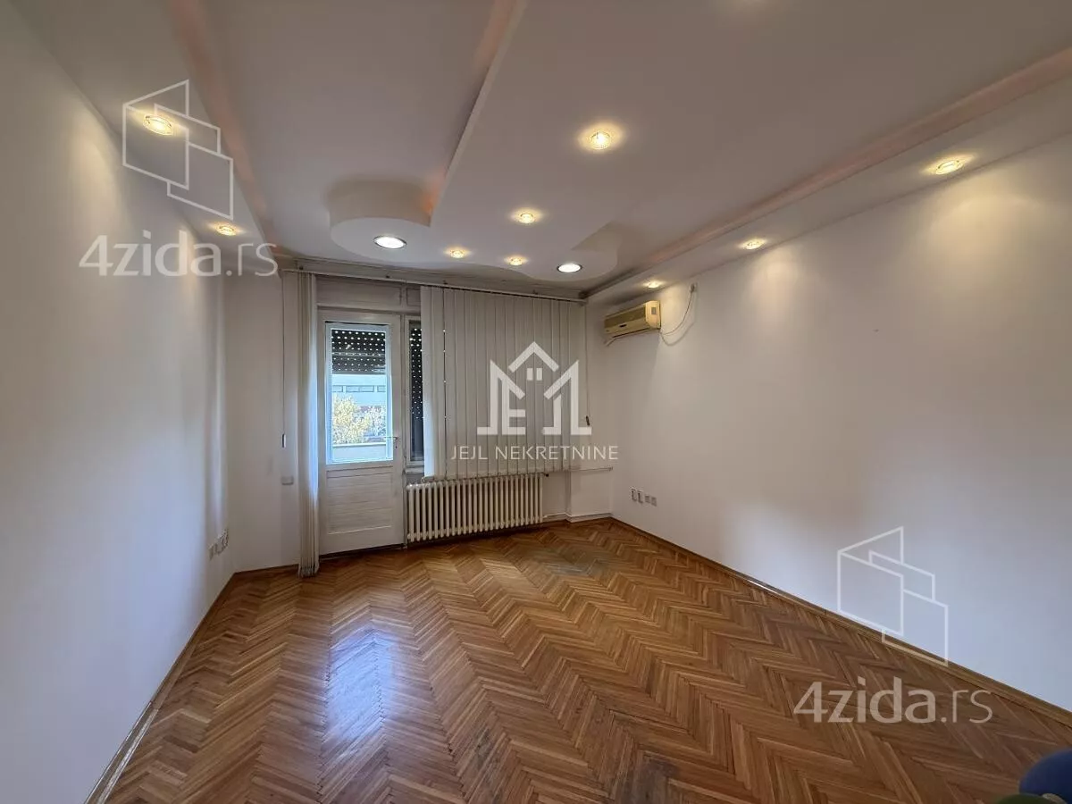 Fotografija stana 6 od 25