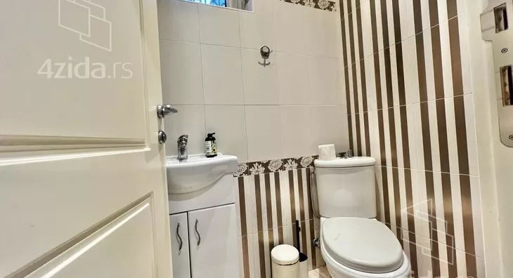 4-etažna kuća | 4zida