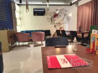 Lokal | 4zida