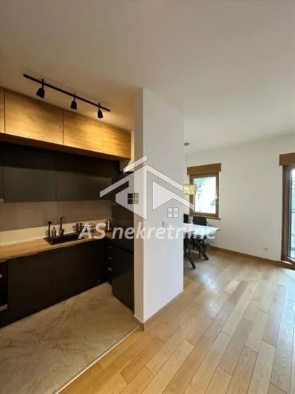 Južni Bulevar | 4zida.rs