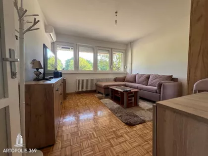 Konjarnik | 4zida.rs