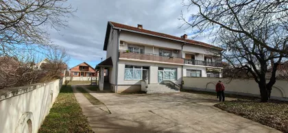 Svetosavska | 4zida.rs