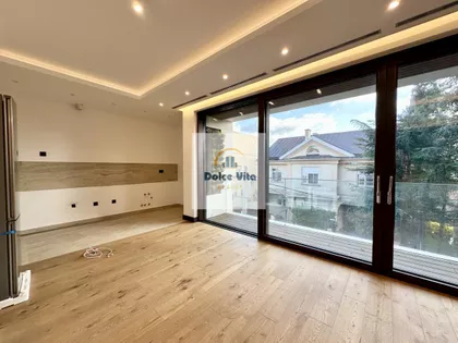 Internacionalnih Brigada | 4zida.rs