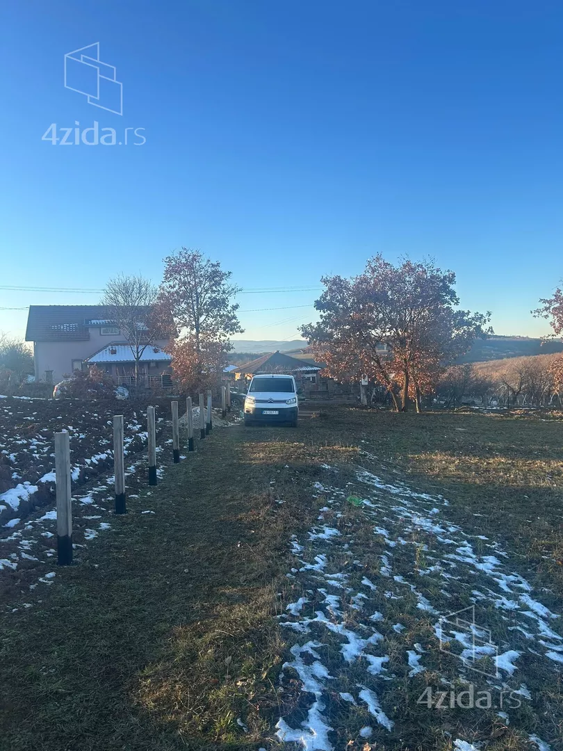 Građevinsko zemljište | 4zida