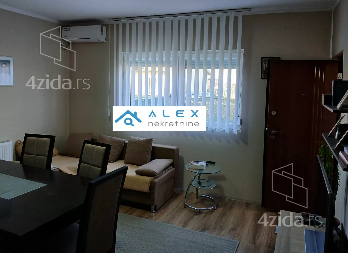 Jednoiposoban stan | 4zida