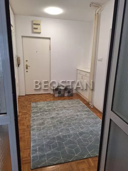 Knez Danilova | 4zida.rs