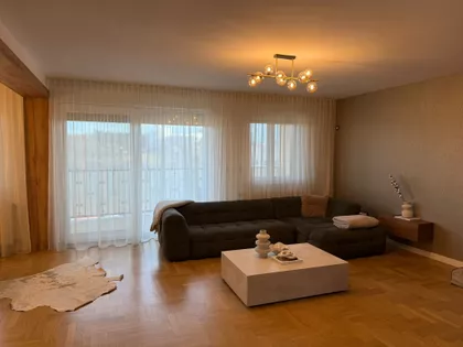 Crkvena 70 | 4zida.rs