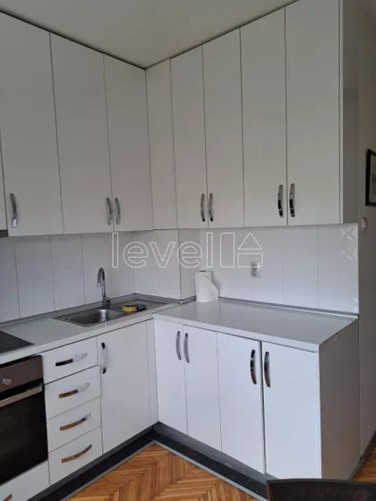 Železnička stanica | 4zida.rs
