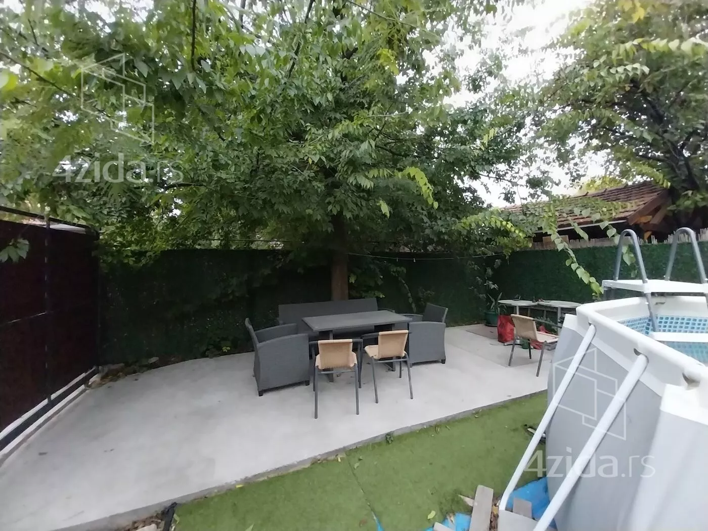 Petosoban stan | 4zida