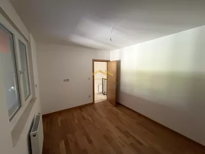 Podbara | 4zida.rs