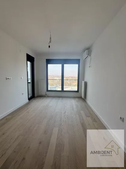 Zelena Avenija | 4zida.rs