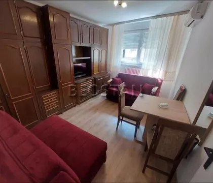 Mutapova | 4zida.rs