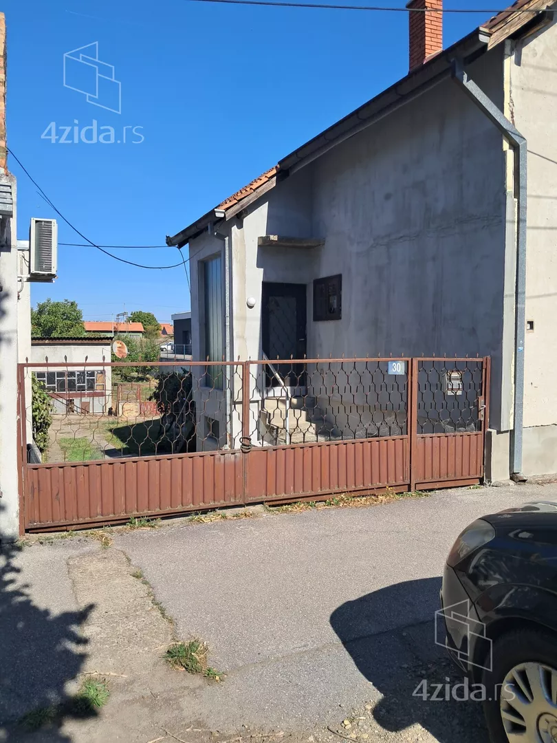 3-etažna kuća | 4zida