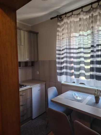 Nemanjina | 4zida.rs