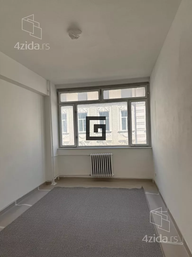 Šestosoban stan | 4zida