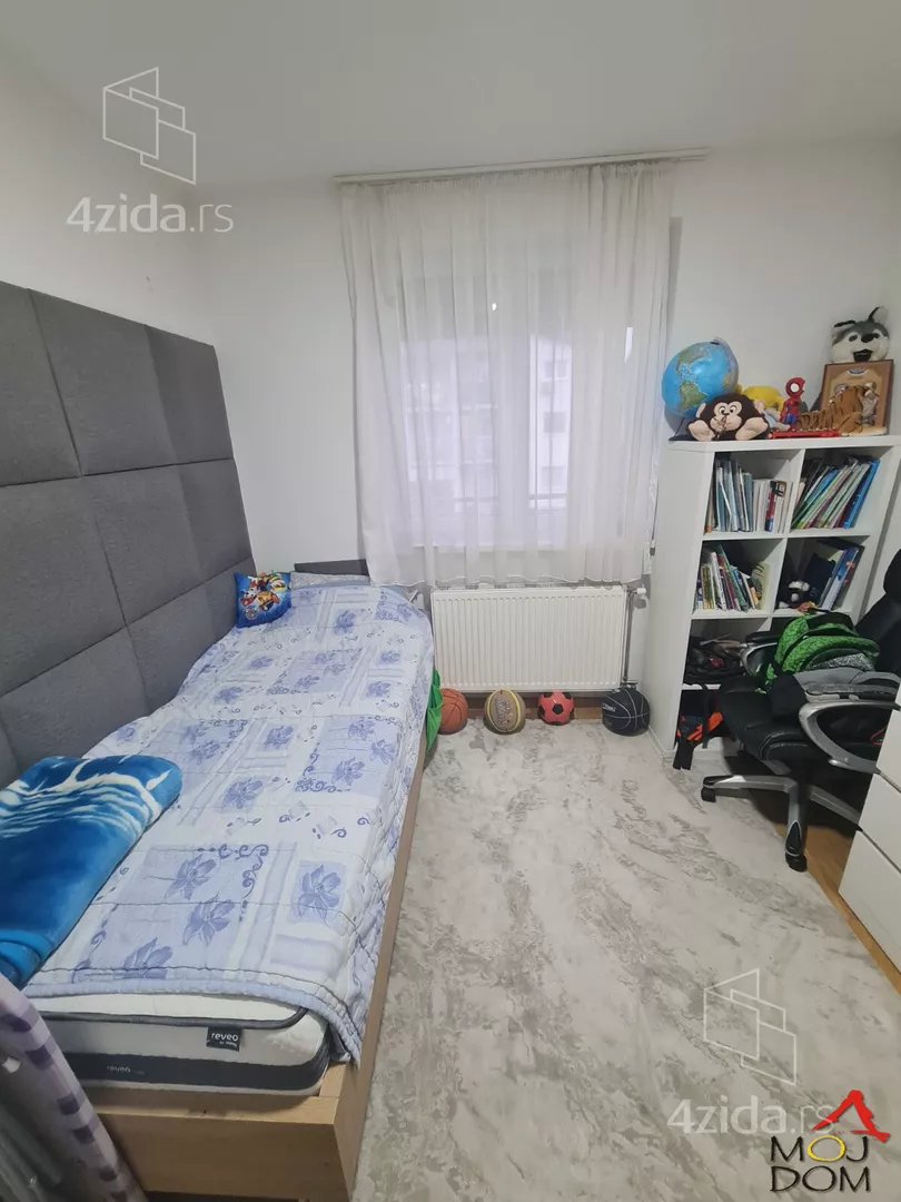 Troiposoban stan | 4zida