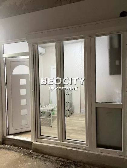 Poštanska | 4zida.rs