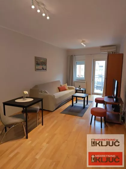 Bulevar Oslobođenja | 4zida.rs