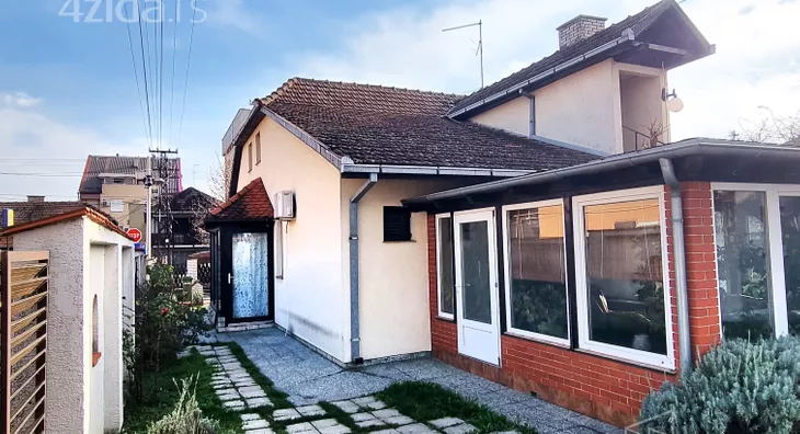 2-etažna kuća | 4zida