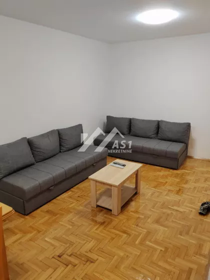 Tone Hadžića | 4zida.rs