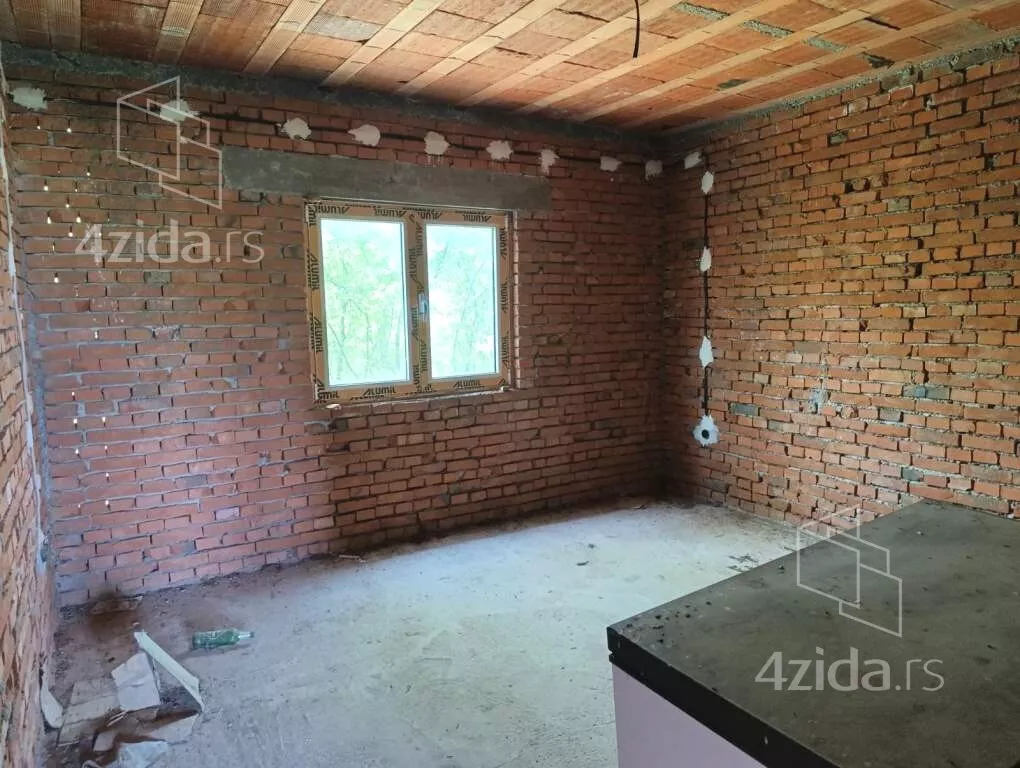 3-etažna kuća | 4zida