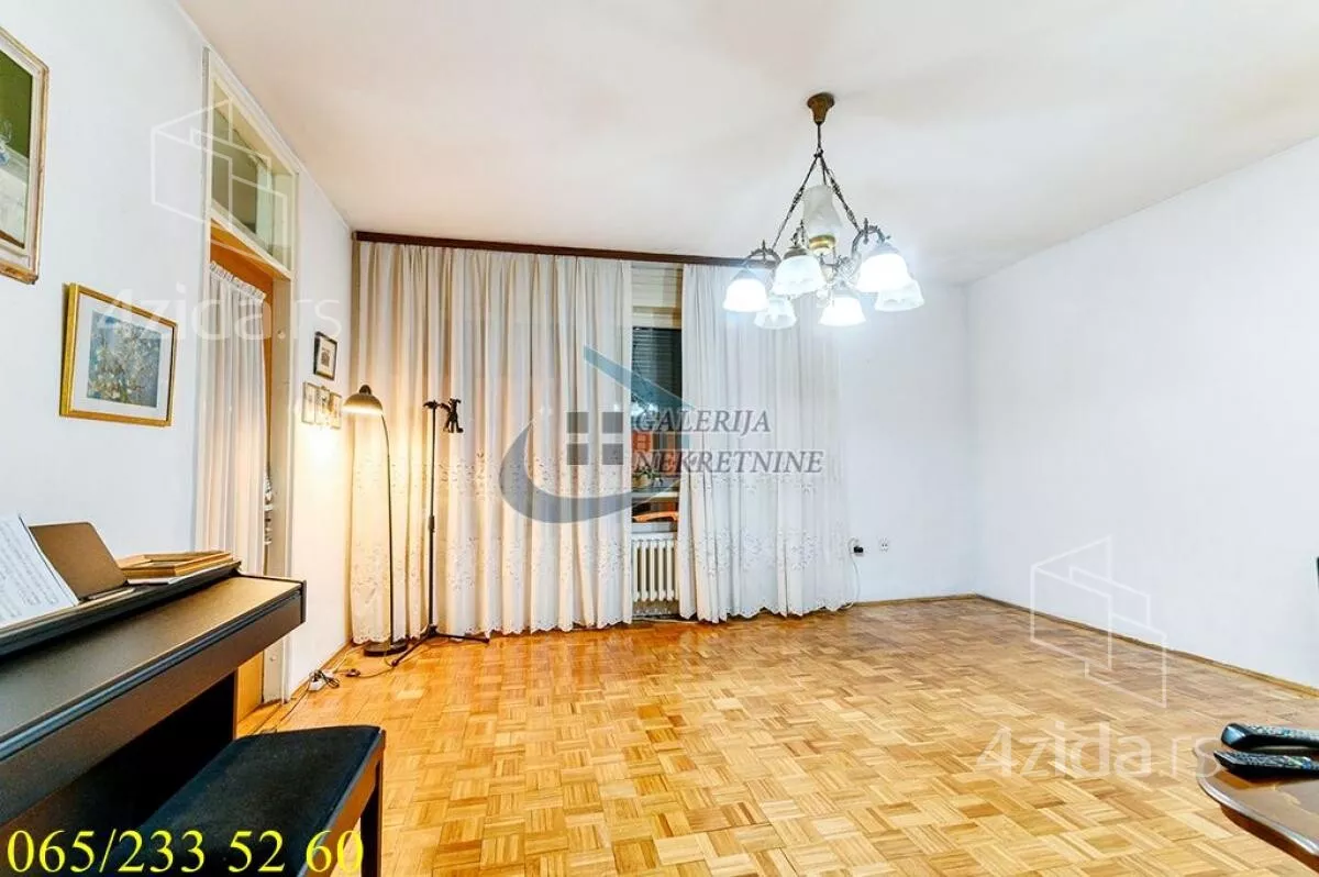 Troiposoban stan | 4zida