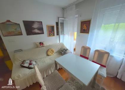 Kneževac | 4zida.rs