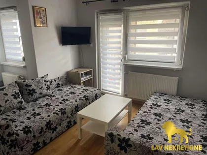 ČEREVIĆKA | 4zida.rs