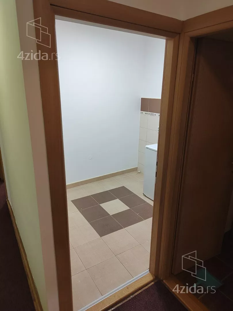 Kancelarija | 4zida