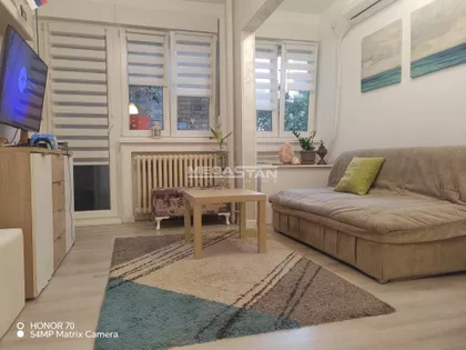 16. oktobra | 4zida.rs