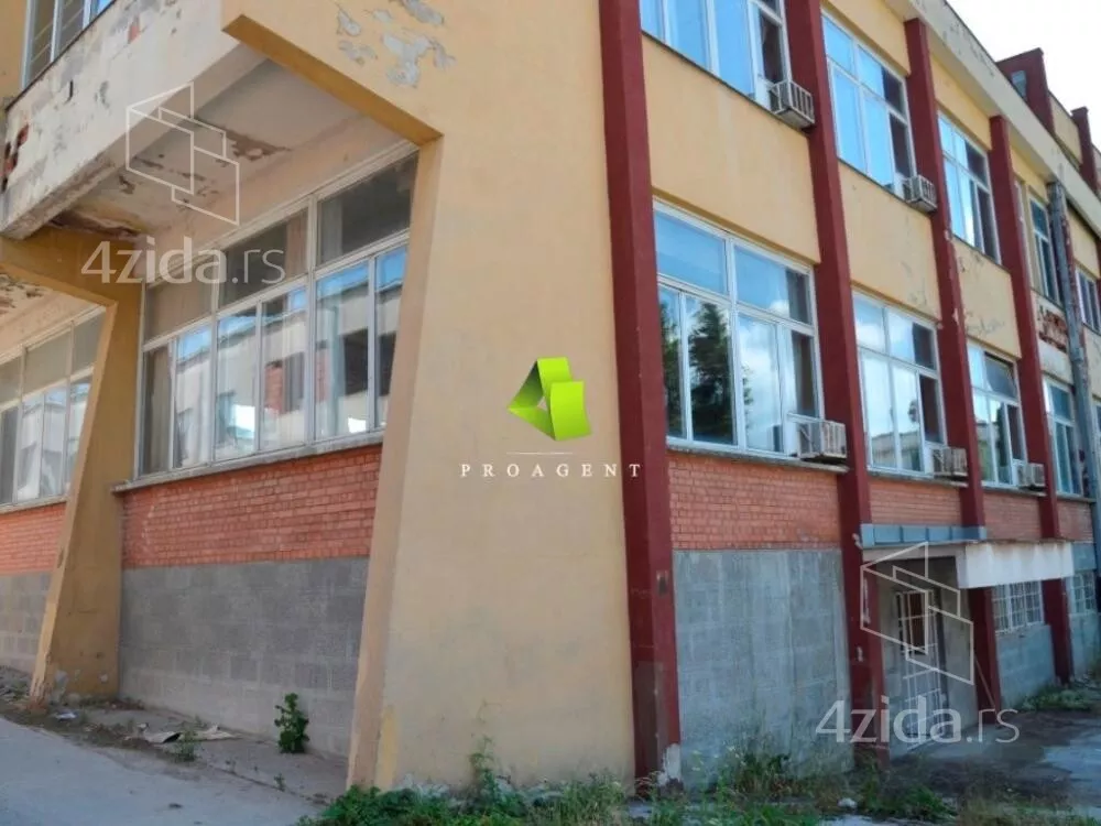 Poslovni prostor | 4zida