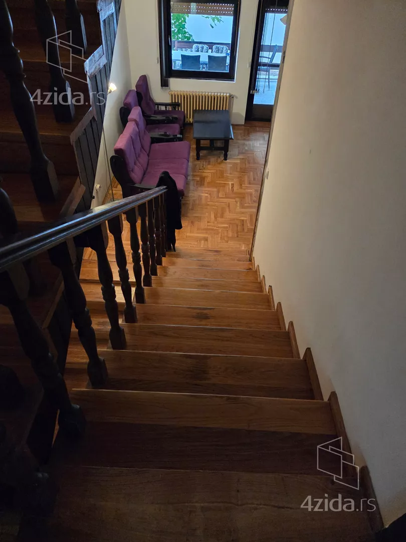 3-etažna kuća | 4zida