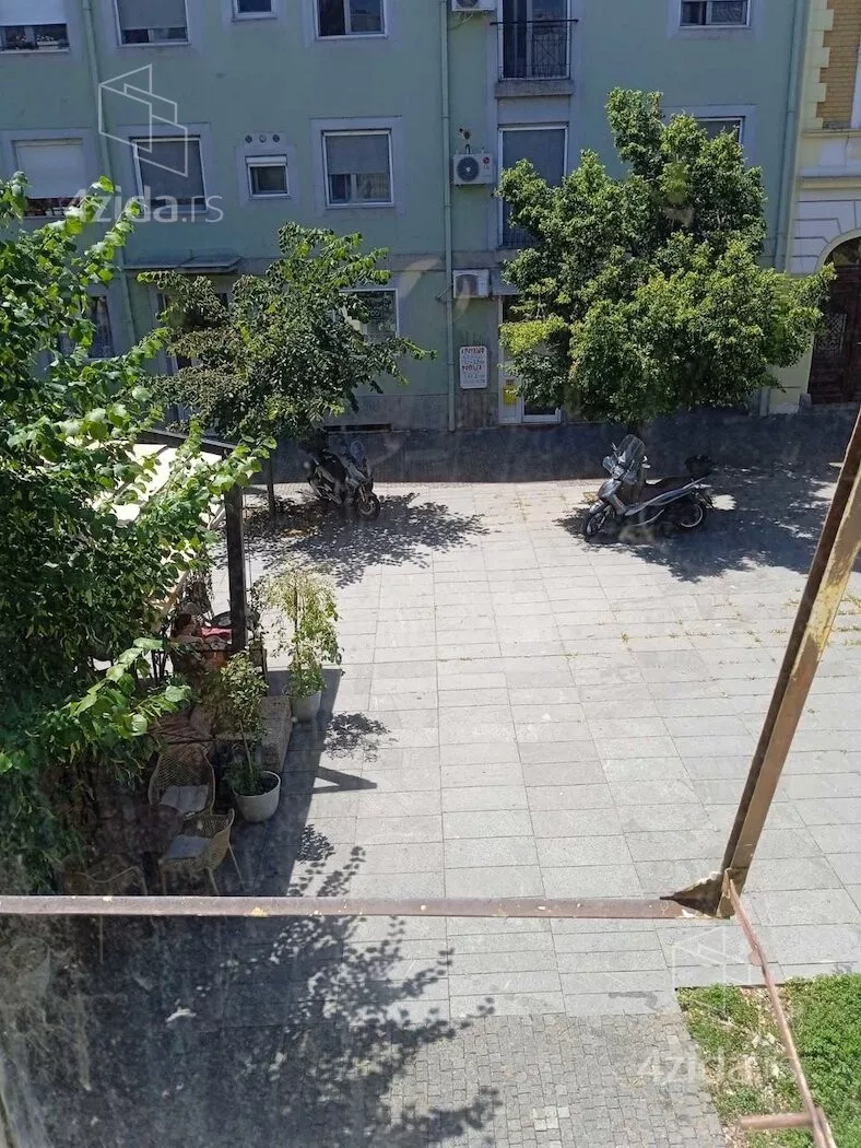 Kancelarija | 4zida