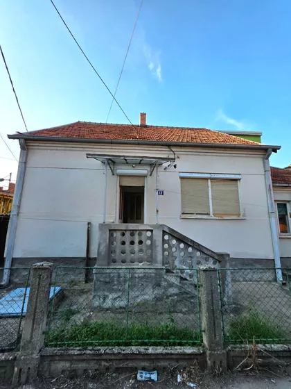Vašarište | 4zida.rs