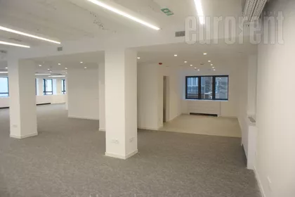 HILANDARSKA OKOLINA | 4zida.rs