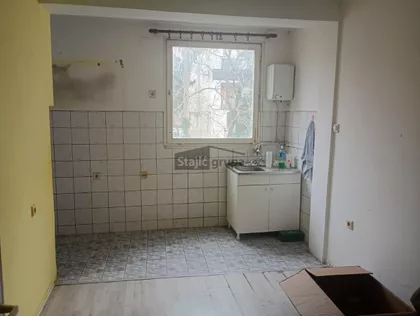 Prištinska | 4zida.rs