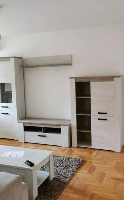Lovre Bračuljevića 45 | 4zida.rs