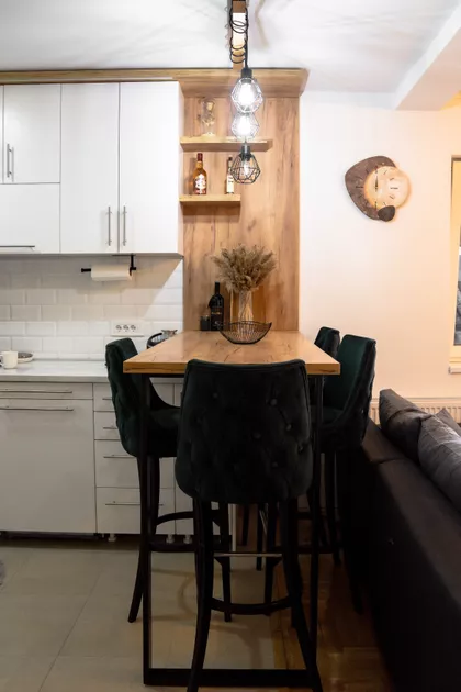 Kireška 90L | 4zida.rs