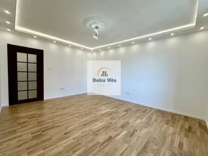 Zeleni Venac | 4zida.rs