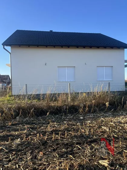 Bački Jarak | 4zida.rs