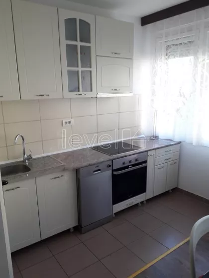 Železnička stanica | 4zida.rs