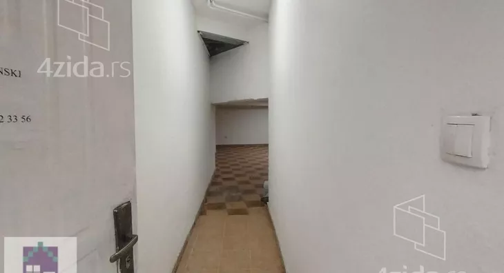 Lokal | 4zida
