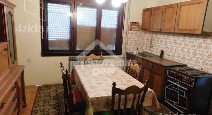 3-etažna kuća | 4zida