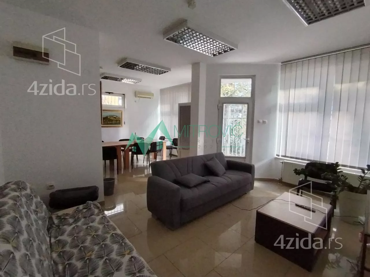 Poslovni prostor | 4zida