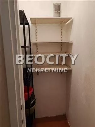 (kineski tržni centar)  -  Jurija Gagarina | 4zida.rs