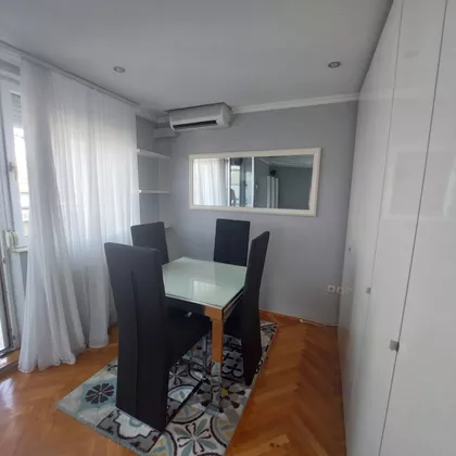 Veselina Masleše 22 | 4zida.rs