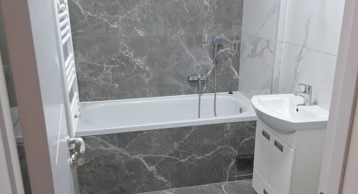 Šestosoban stan | 4zida