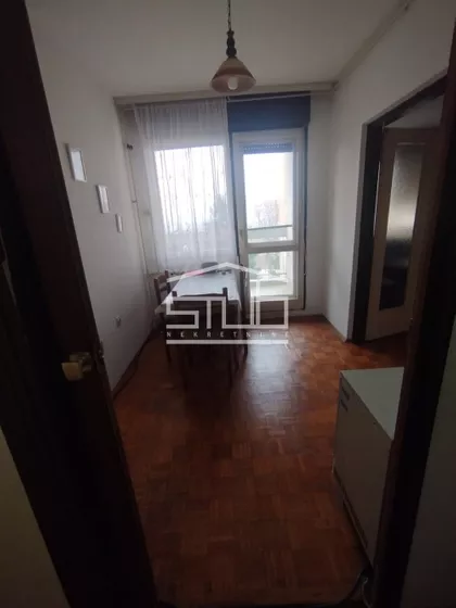 Sremčica | 4zida.rs